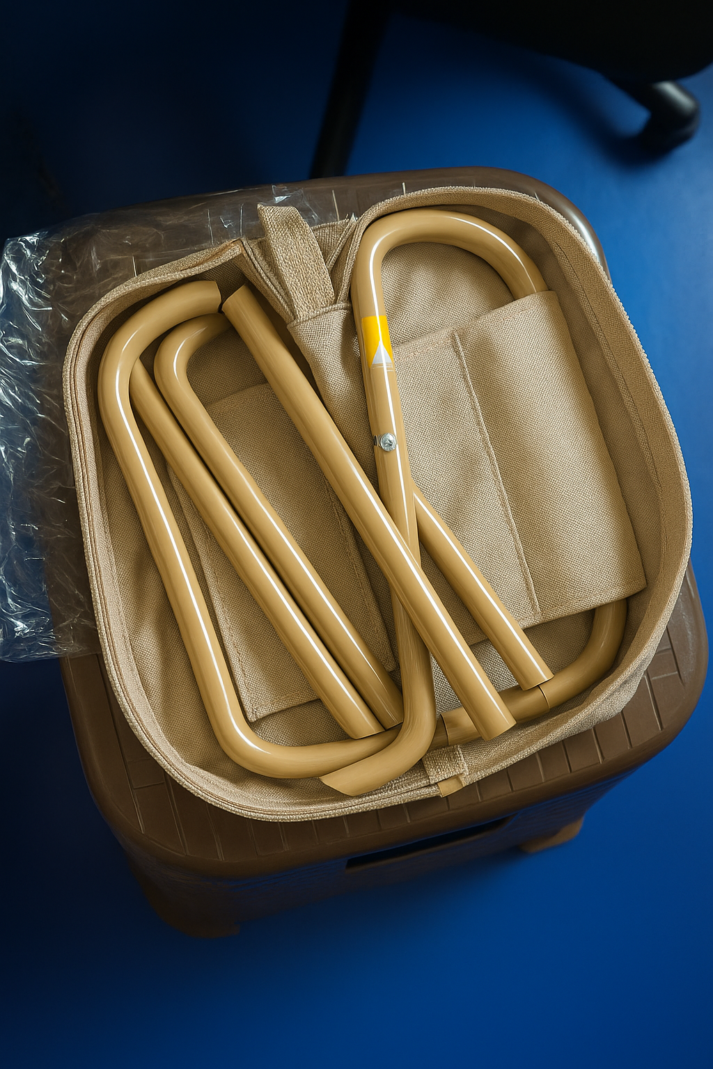 Zipper Folding Stool